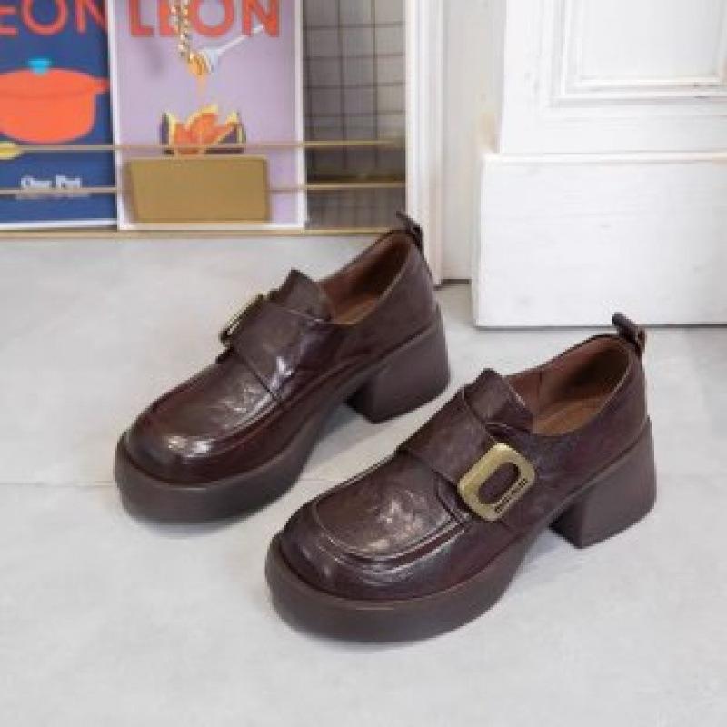 Platform soled Velcro loafers women's 2025 new autumn retro British style black versatile thick heel small leather shoes