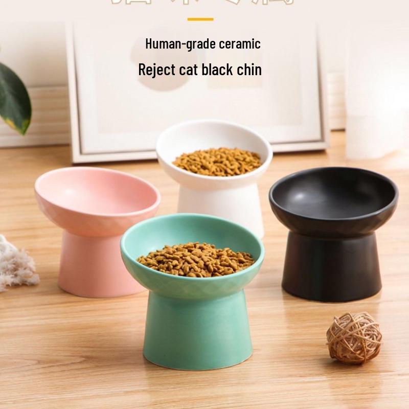 Ceramic Slanted Cat Bowl, High-Sided for Cervical Spine Protection, One-Piece Design.
