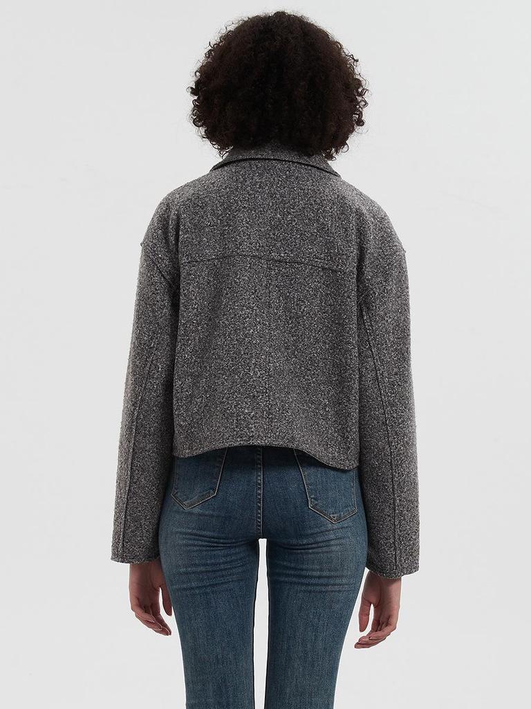 Women's European & American Style Grey Wool Coat with Turn-Down Collar, Large Pockets, for Autumn & Winter