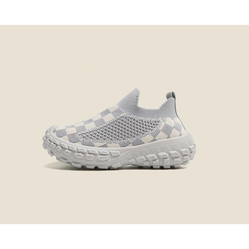Kids Breathable Flyknit Soft Soled Casual Sports Sneakers For Boys And Girls