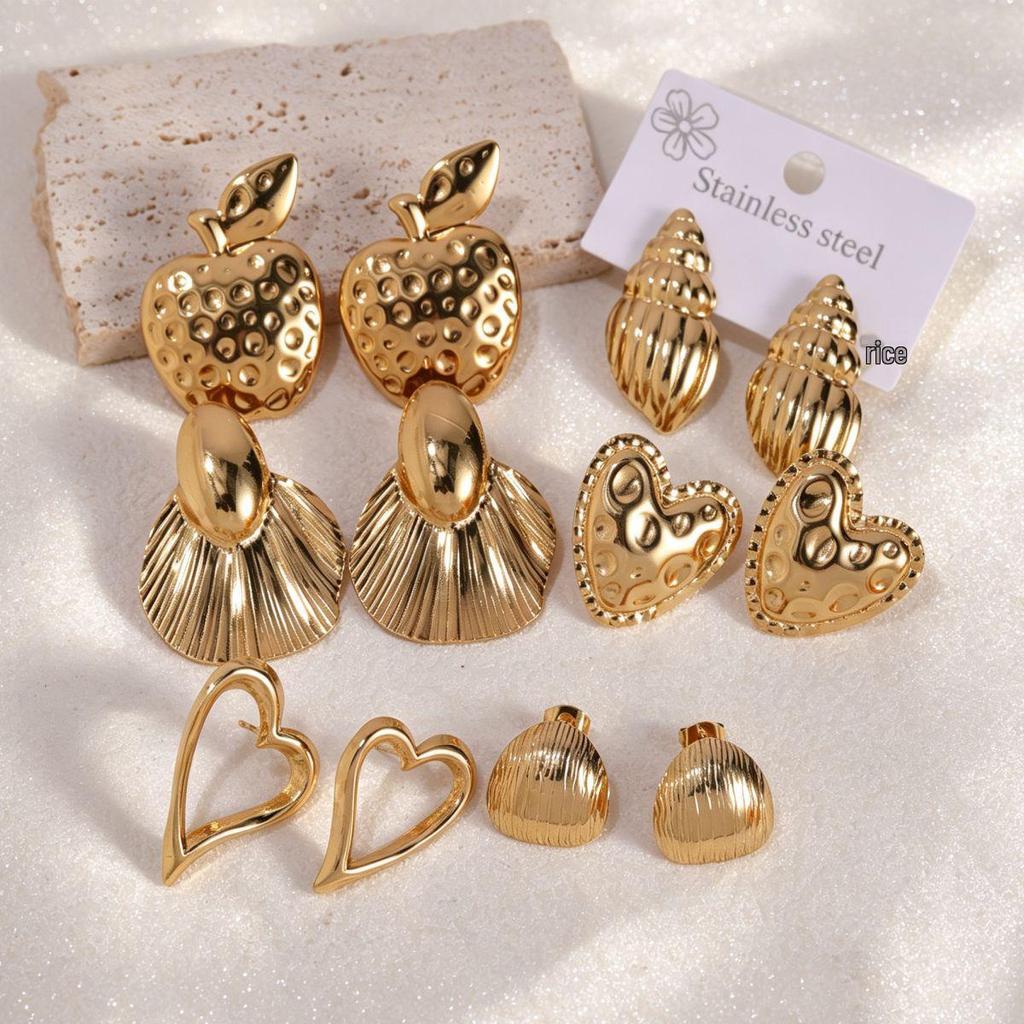 Heart-Shaped Pleated Texture Titanium Steel Stud Earrings - European & American Chic