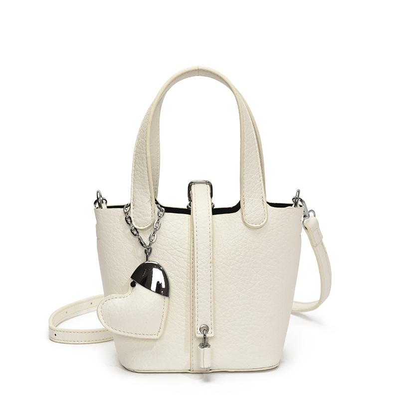 

Trendy fashion vegetable basket portable bucket bag women s 2025 new lychee pattern large capacity shoulder oblique span bag белый