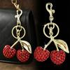 Sleutelhanger Hanger Strass Ingelegd Kersenvorm Sleutelhanger met Legering Kreeftsluiting Tas Hanger Lichtgewicht Rugzak Accessoire