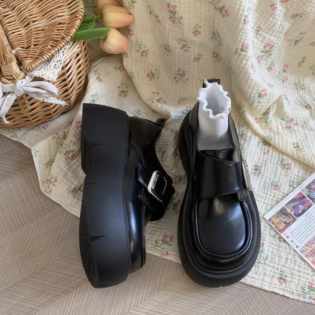 British style black muffin platform loafers women's 2025 new retro heightening Velcro single shoes small leather shoes women