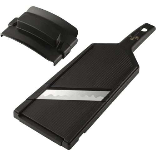 

Kai Corporation KAI Cabbage Slicer, Seki Magoroku, Wide, with Guard, Made in Japan, DH3304