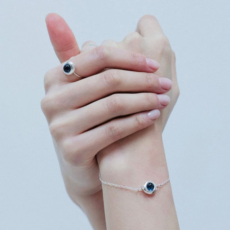 

oooho Blue Hour Bracelet London Blue