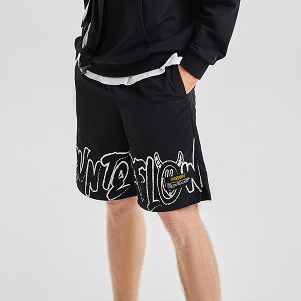 Li Ning Sportmode Serie CF Coole Letterprint Sportshorts Heren Shorts Zwart AKSR469-1