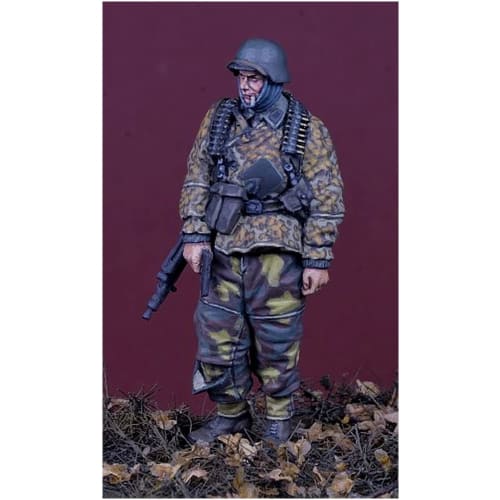 D-Day Miniatures 1/35 Scale Resin Kit DD35206, World War II German Army Waffen-SS MG42 Machine Gunner, Hansen Combat Team, Ardennes, 1944