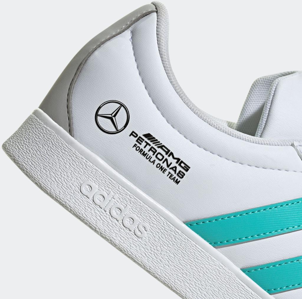 Sneakers Adidas AMG Petronas Formula ONE Team VL Court Base Ftwr White/semi Mint Rush/core Black