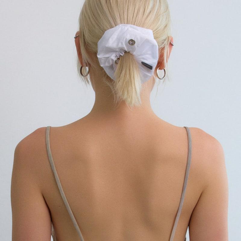 UNDERCONTROL Studio SCRUNCHIE / MID / EYELET / WS / WHITE