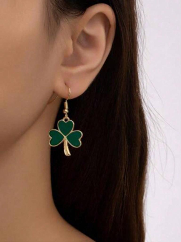 1 Pair Fashionable Heart-Shaped Lucky Clover Earrings, Gift For Women On St. Patrick's Day And Valentine's Day