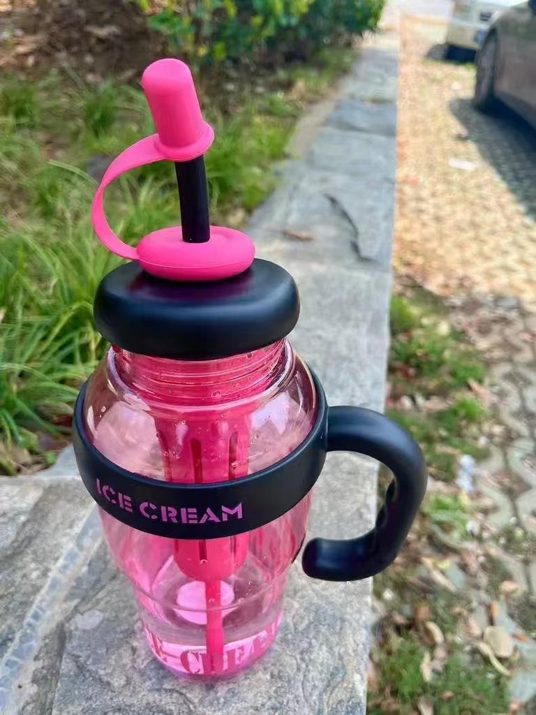 Girl's Water Bottle Cute Water Bottle Straw Water Bottle Convenient Water Bottle with Straw 1300ml