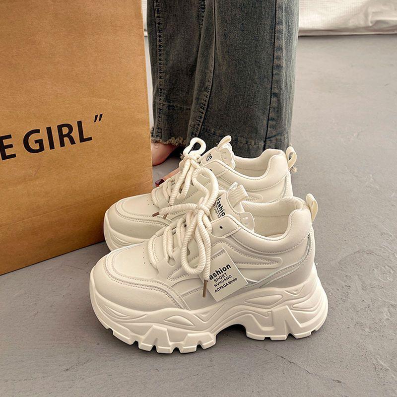 2025 Women's Autumn Height-Boost Sneakers: Small Size, Thick Sole, 9cm Lift
