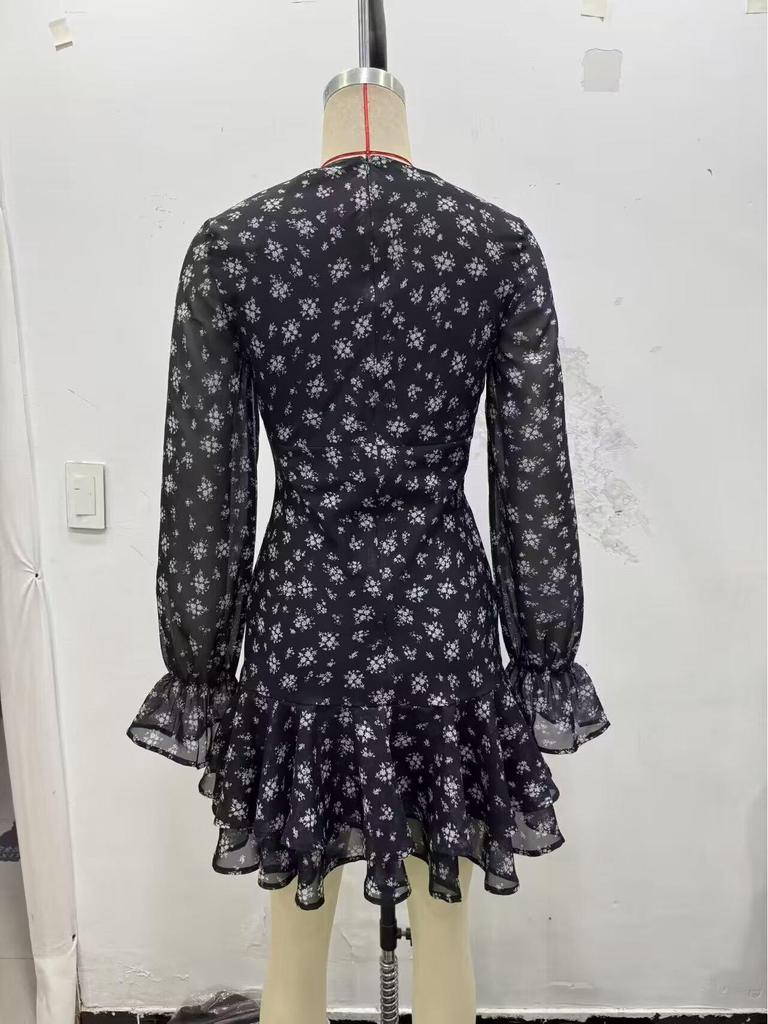 2025 Autumn/Winter European Women's Waist-Cinching Printed Long-Sleeve Dress