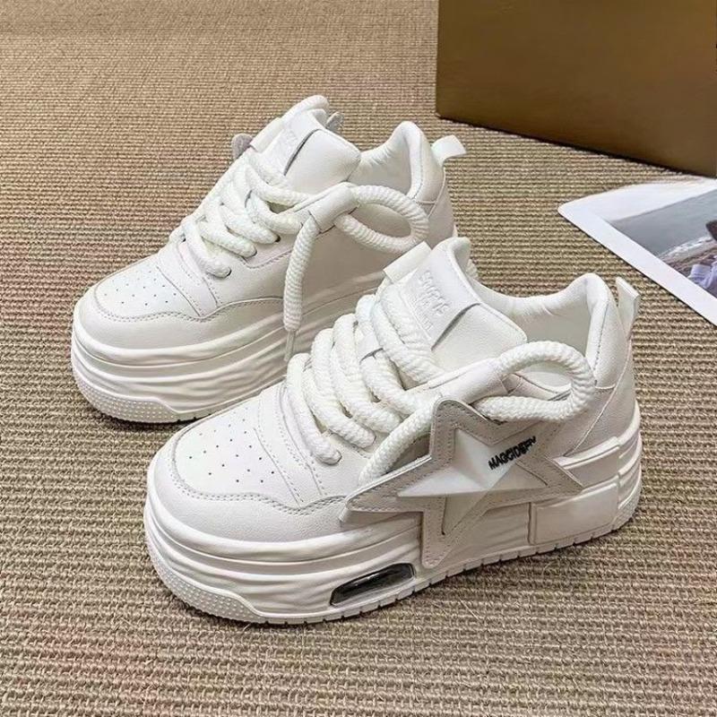 Autumn Breaded Shoes, Board Shoes, Thick-soled and Height-increasing New Sports Shoes