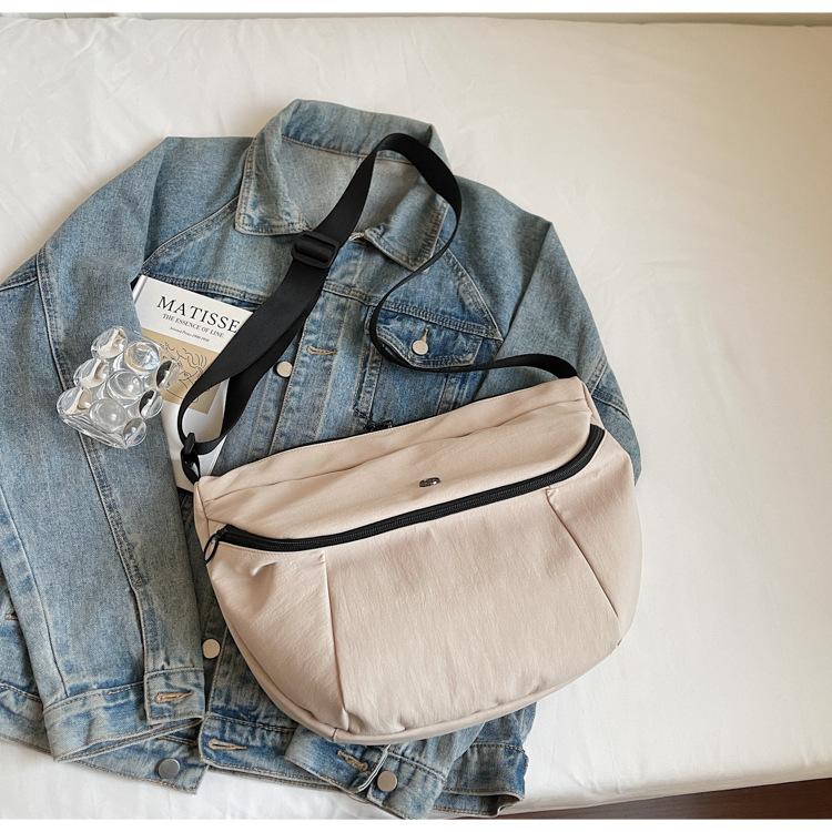 2025 summer new canvas dumpling bag niche design high sense fashion versatile going out commuter messenger bag