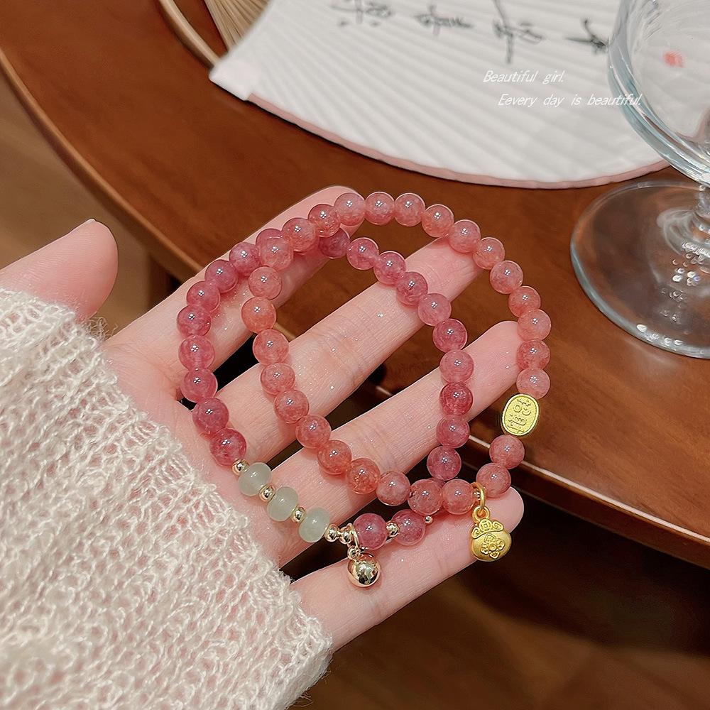New Chinese Strawberry Crystal Blessing Bag Pearl Bracelet Girl High Sense Niche Design Sense Beaded Bracelet Couple Jewelry.