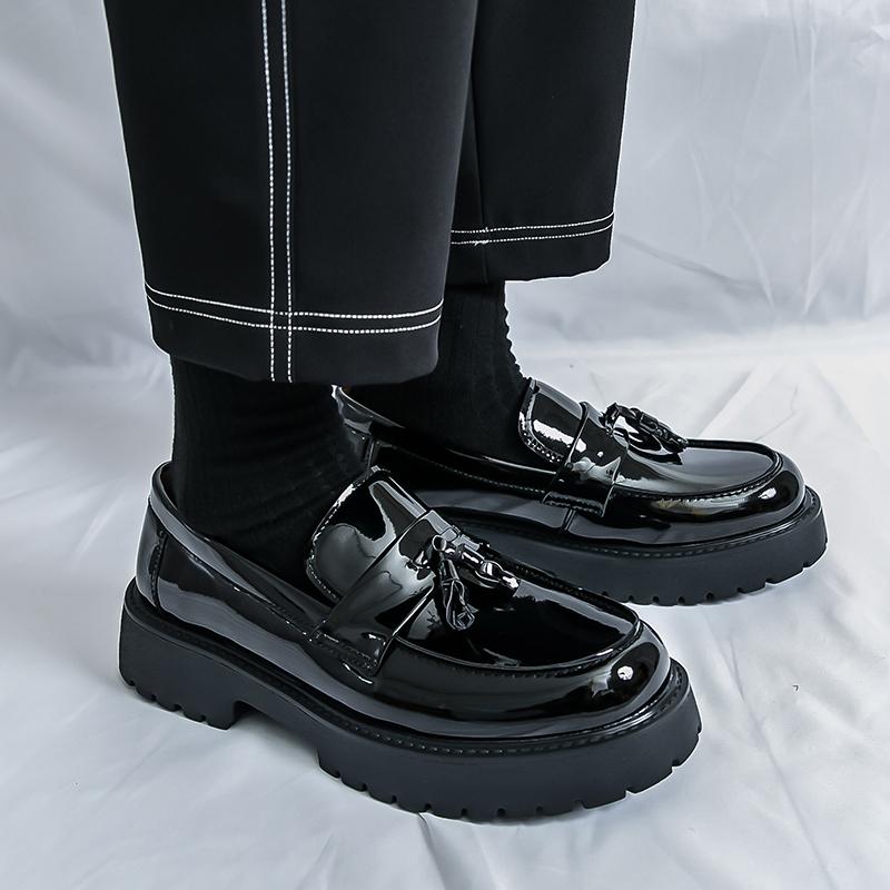 Spring Brand New Men Thick Soled Flowing Su Loafers Shoe Fashionable British Style Men Comfortable Business Dress Leather Shoes