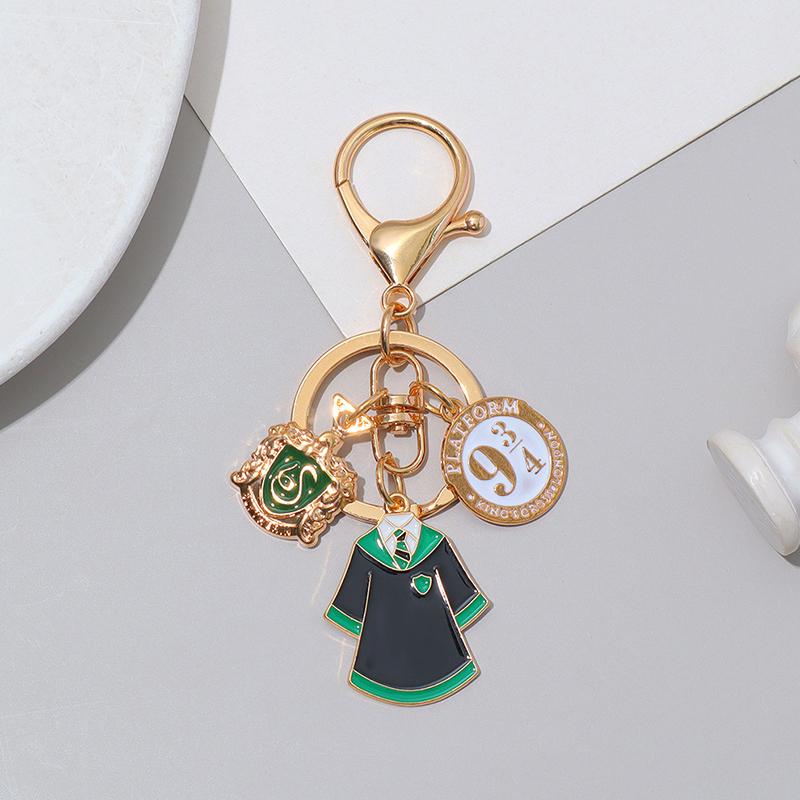 1Pc College Keychain Cartoon Pendant Preppy Style Zinc Alloy Festival Gift Badge