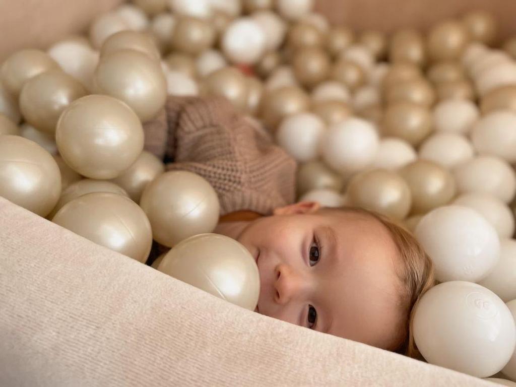 Dry Pool 110x30cm Velvet Soft Beige with 400 Balls: Beige, White, Silver