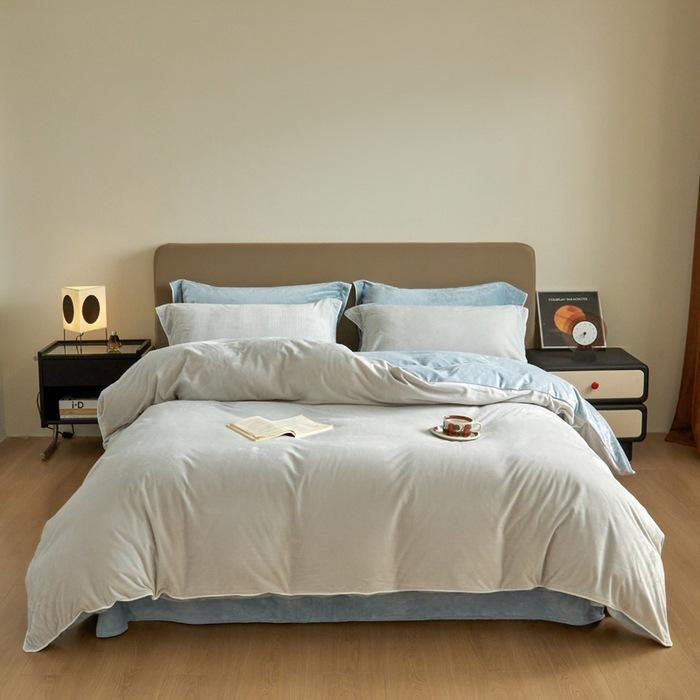 Light Luxury High-End Thickened Milk Fleece Four-Piece Set, Warm Coral Fleece Quilt Cover, Anti-Static Bed Sheet Three-Piece Set