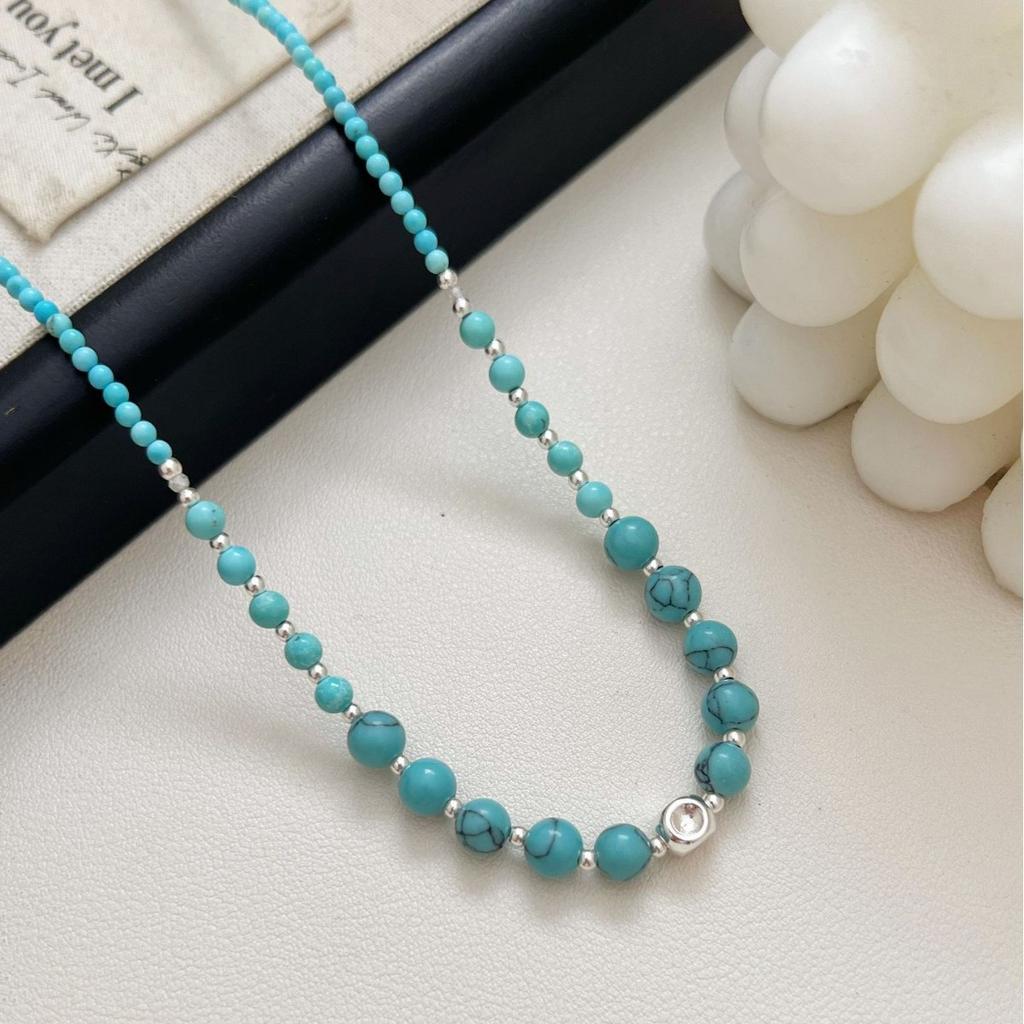 Vintage blue turquoise necklace, stylish and exquisite