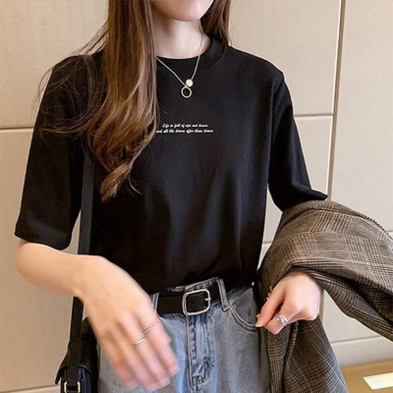 Womens Loose Fit Short Sleeve T-Shirt With Print Design Round Neck Casual Top 2025