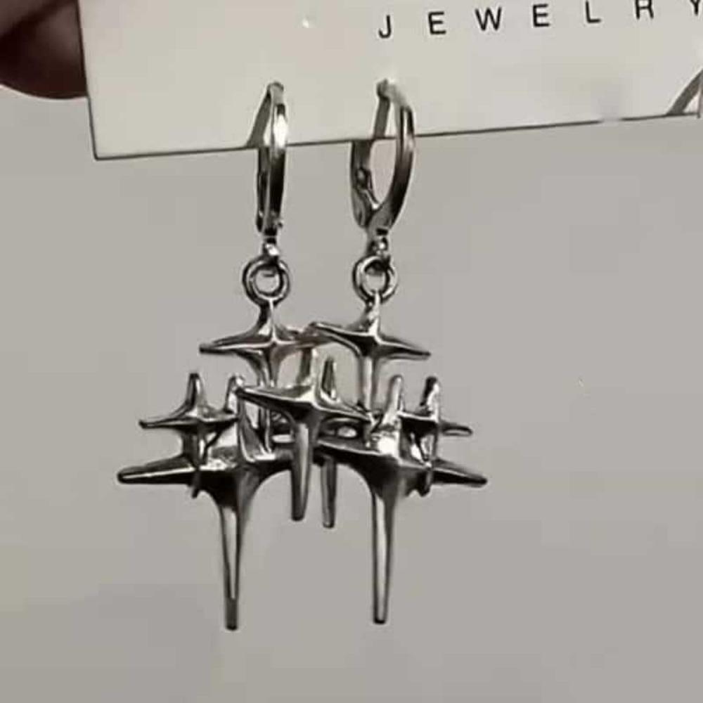 Y2K Gothic Silver Color Liquid Metal Thorny Heart-shaped Star-shaped Pendant Dangle Earrings for Women Hip-hop Punk Jewelry Gift