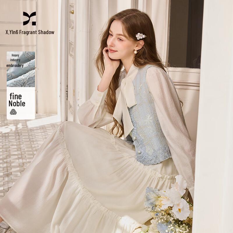 Women s Elegant Embroidered Sleeveless Vest XL