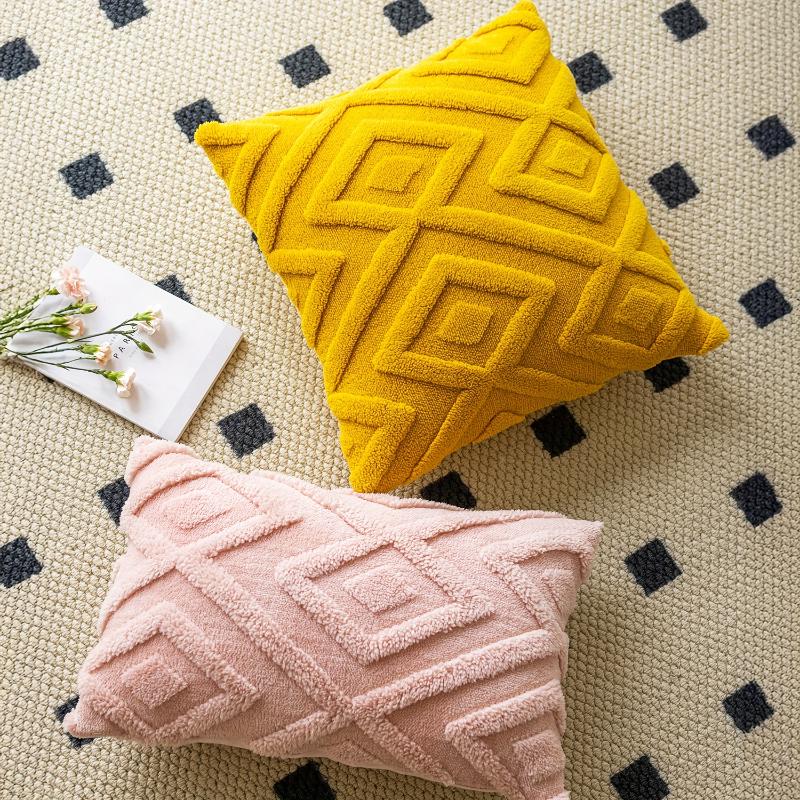 1PC Pillowcase Soft Single-Sided Pattern Plush Plump Material Elegant Geometric Diamond Jacquard Pattern Minimalist Style 45x45cm