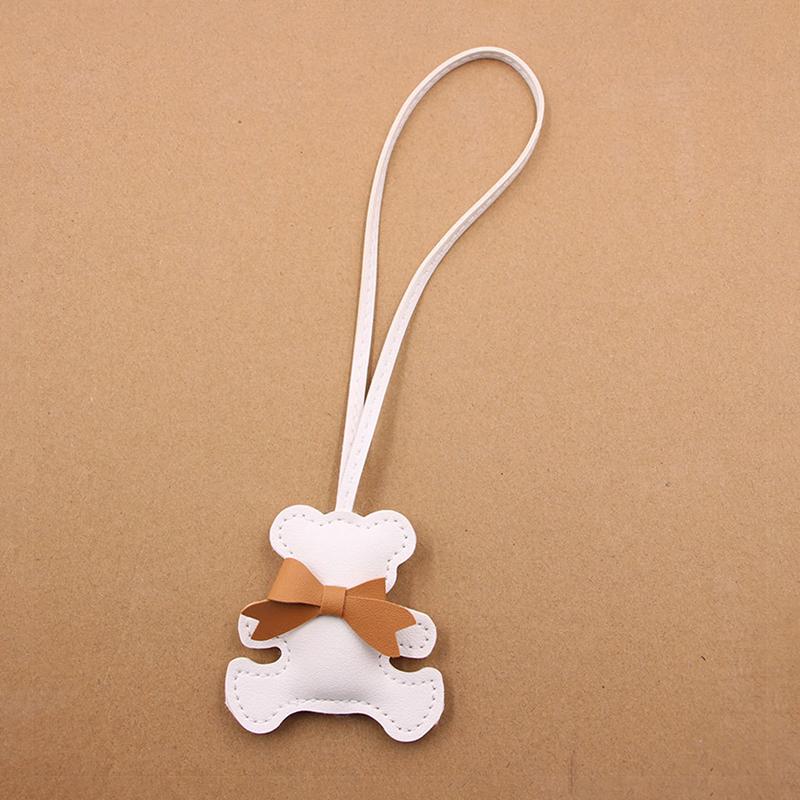 Chaveiros de Urso Fofo Pingente para Bolsa Detalhes Adoráveis de Gravata Borboleta Presente Perfeito Acessório Pingente de Bolsa em Couro Pu