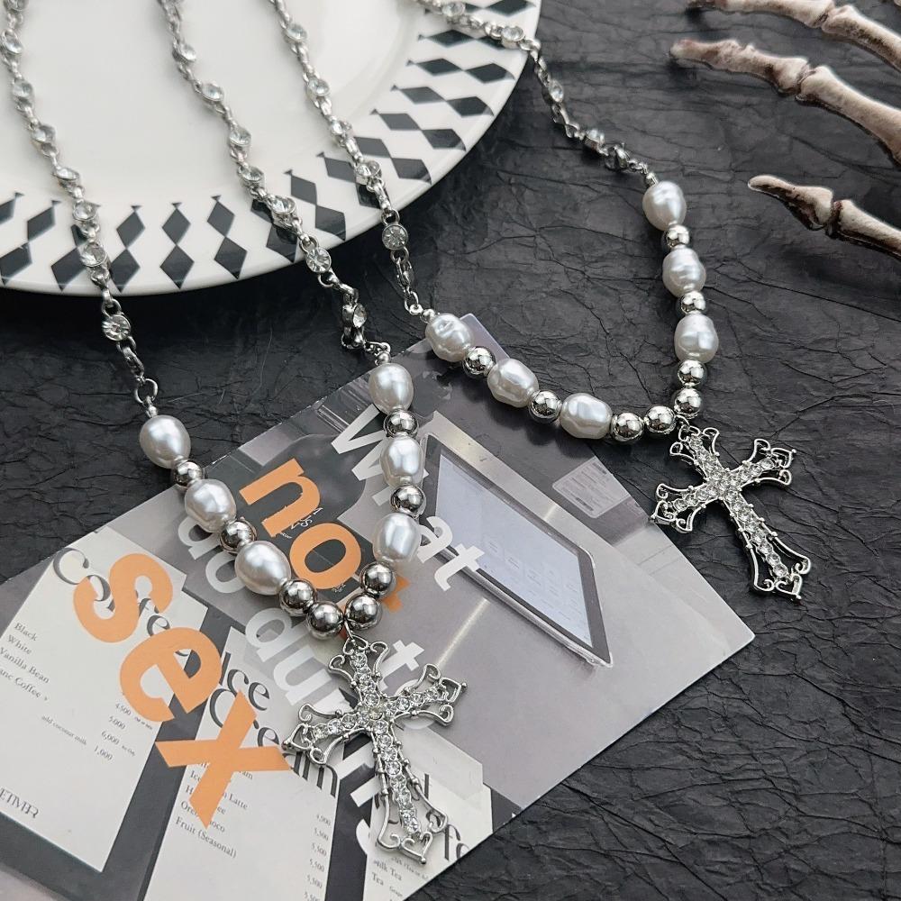 Gothic Punk Hollowed-out Cross Zircon Pendant Imitation Pearl Beaded Necklace for Women Hip-hop Trend Charm Jewelry Accessories