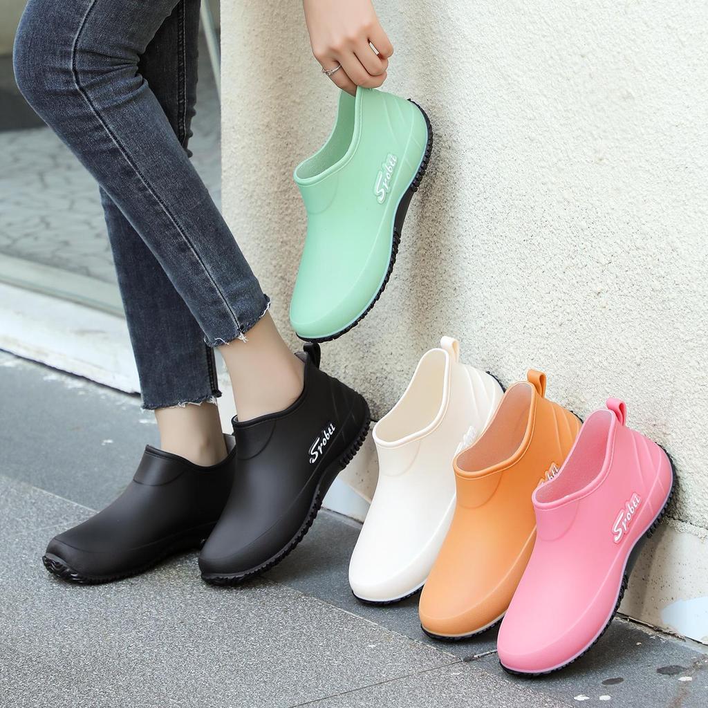 Women's Korean Style Non-slip Cotton Rain Boots - Short, Waterproof, Low-top, Fashionable with Thick Sole
