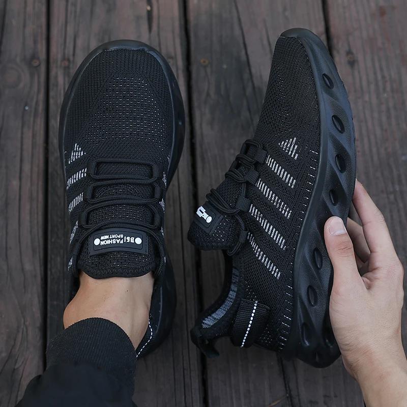 Men Fashion Casual Sneakers Stylish Color Breathable Running Shoe Lightweight Nordic Walking Practical Personality Sneakers Men