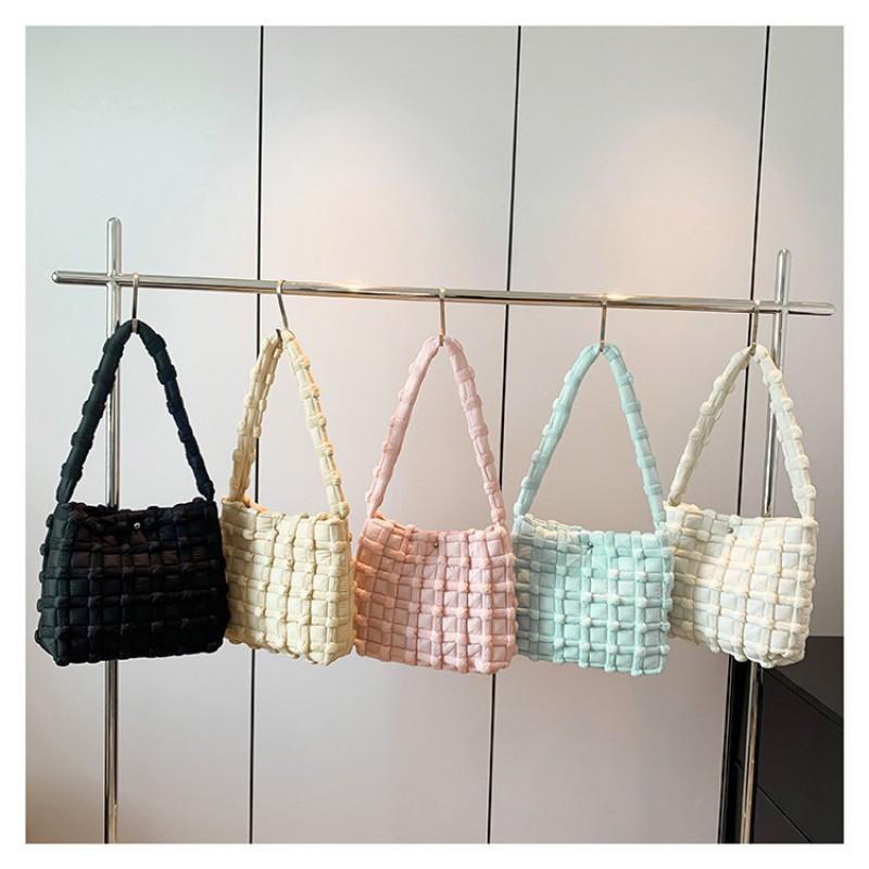 Cream Puff One-shoulder Underarm Bag Korean Style Large-capacity Fashionable Bubble Cloud Commuter Women's Bag.