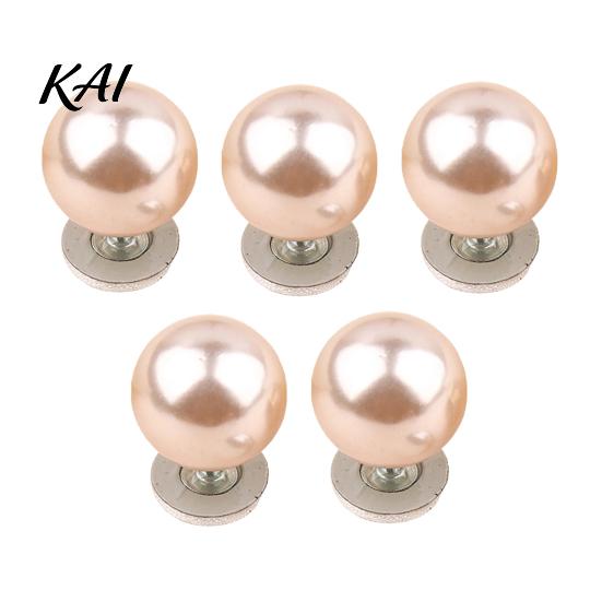 Decorative Pearl Embellishments 5Pcs Fake Buttons for Clothing, Removable Brooch Pins, No Clothes Fixing Clips Necklines Sew Safety Pins Shirt