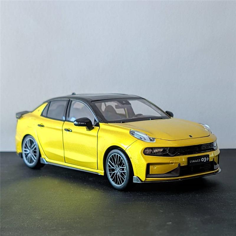 1/18 LYNK&CO 03 03+ Alloy Sports Car Model Diecasts Metal Track Racing Car Vehicles Model Simulation Childrens Toys Gift