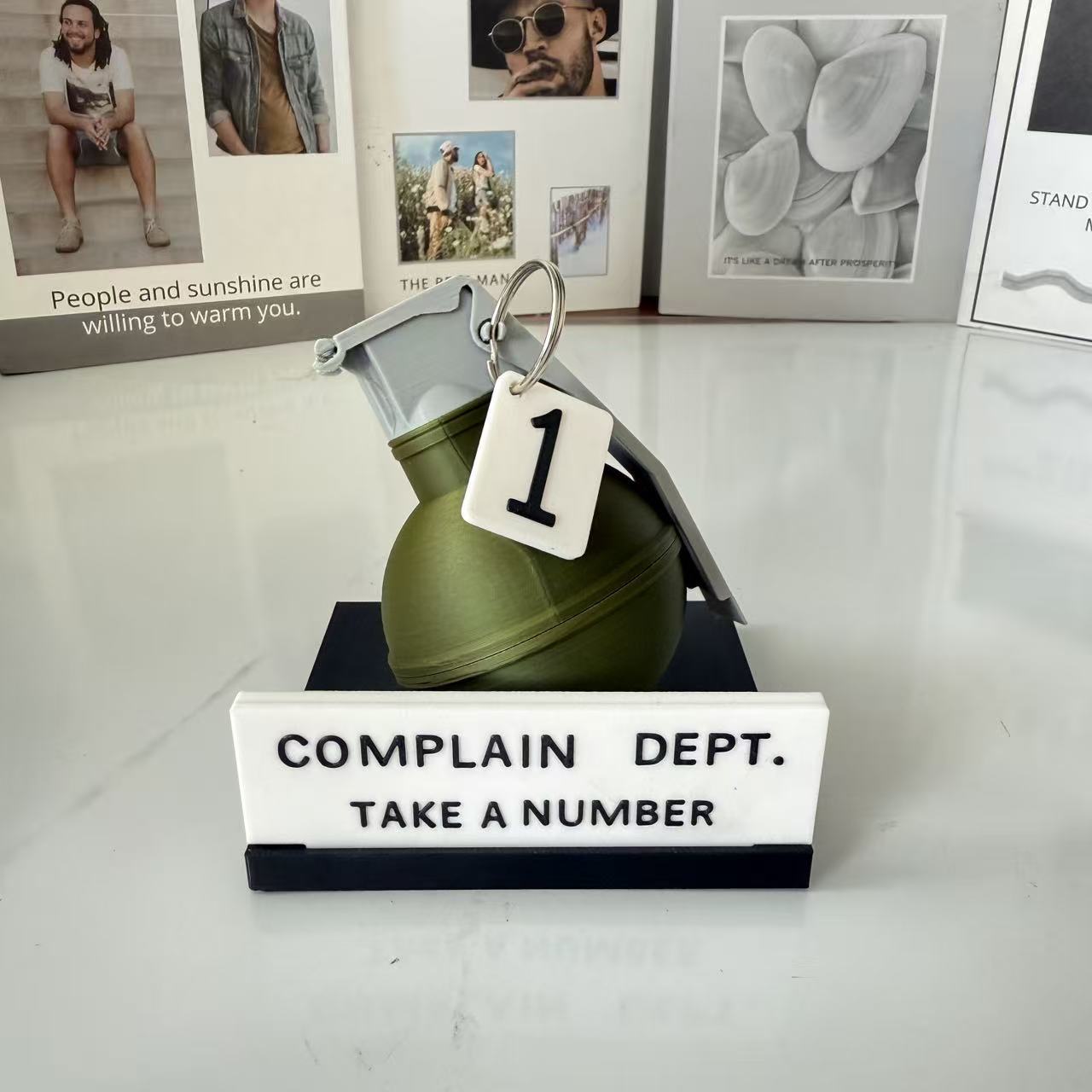 

1Pc Complaint Department Hand Grenade Desktop Logo Decorative Resin Ornaments, Suitable for Home Desktop Party Holiday Decorations A