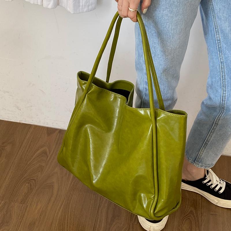 Grüne Vintage Damentasche Große Kapazität Weiche Pu Schulter Unterarmtaschen Einfache All-Match Damen Handtasche Elegante Mode Totes