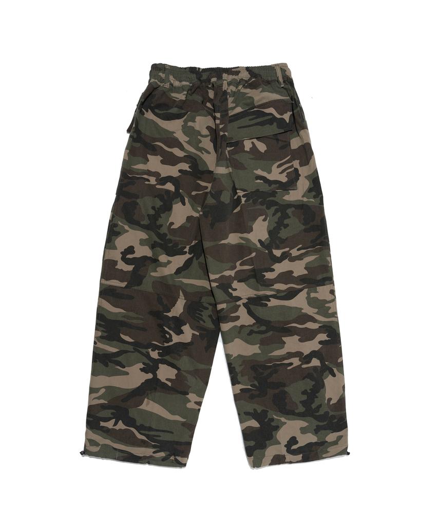 OTHERFITS Camo Pattern Wide Cargo Balloon Pants (Khaki)