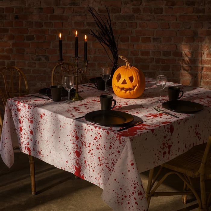 Grande Nappe Halloween Blanche Sanglante Motif Eclaboussures Rouges 245 x 75 cm Décoration