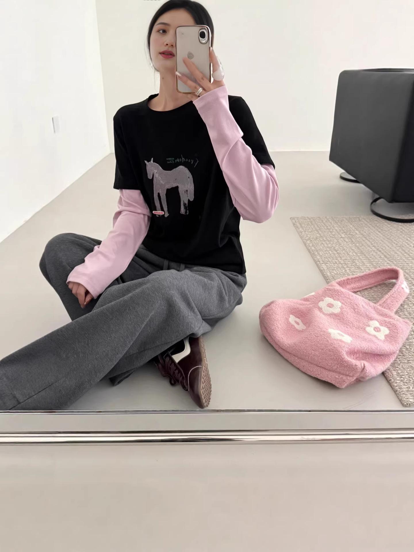 

Children s Pink Pony Long Sleeve Cotton T-Shirt with Color Block Patchwork One Size (80-140) серый