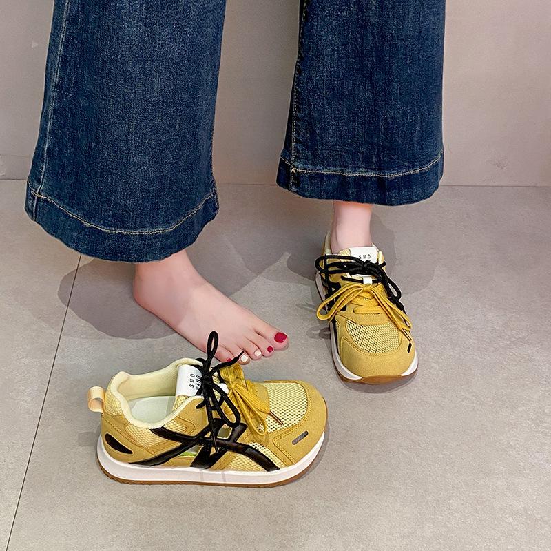 2025 Spring and Summer Lace-up New Foot Small German Training Lightweight Soft-soled Shoes Female Leisure Student Sports Forrest Gump Shoes