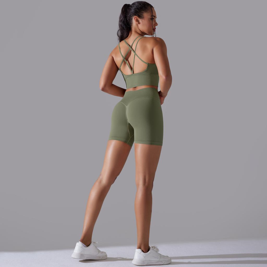 European and American seamless knitted solid color beautiful back high elastic tight yoga suit set running fitness suit two-piece set women
