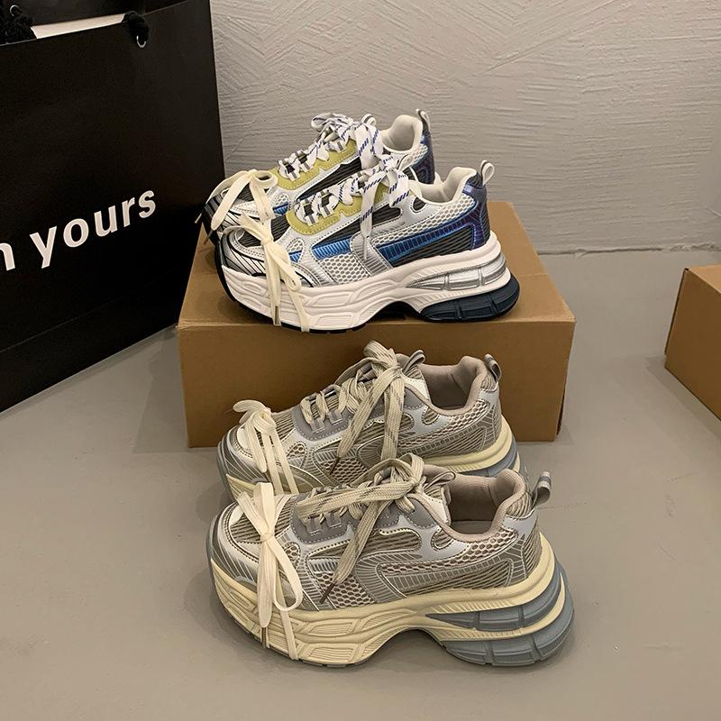 Paris retro fried street shows small feet and increases height thick-soled women's new autumn light sneakers