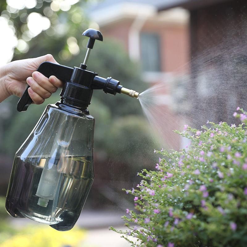 Air Pressure Spray Bottle for Gardening and Household: Small Watering Can for Flowers