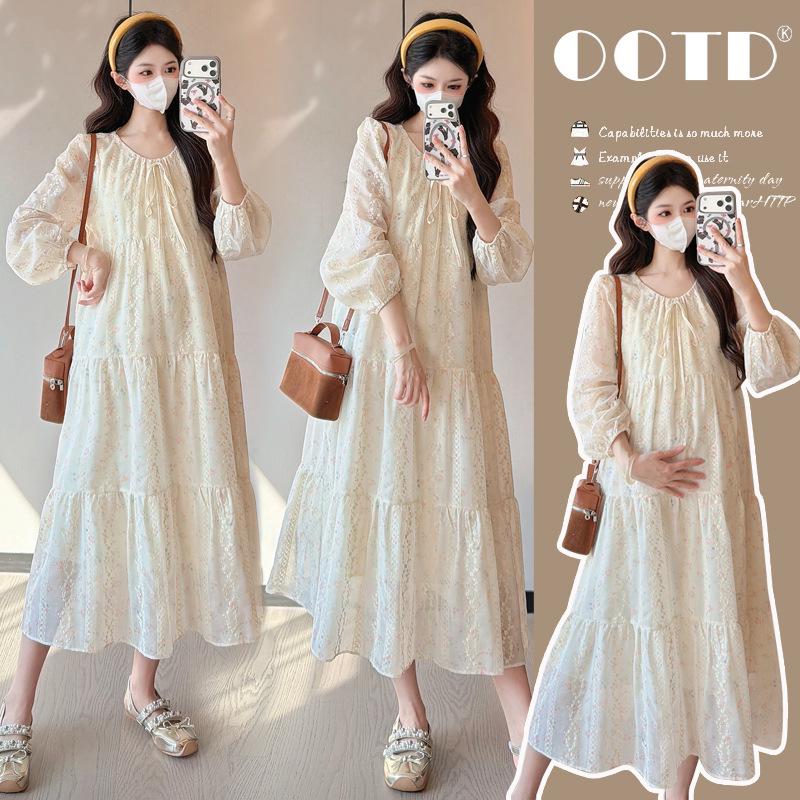 2026 Spring Fashionable Embroidered Korean-Style Sweet Maternity Long Dress