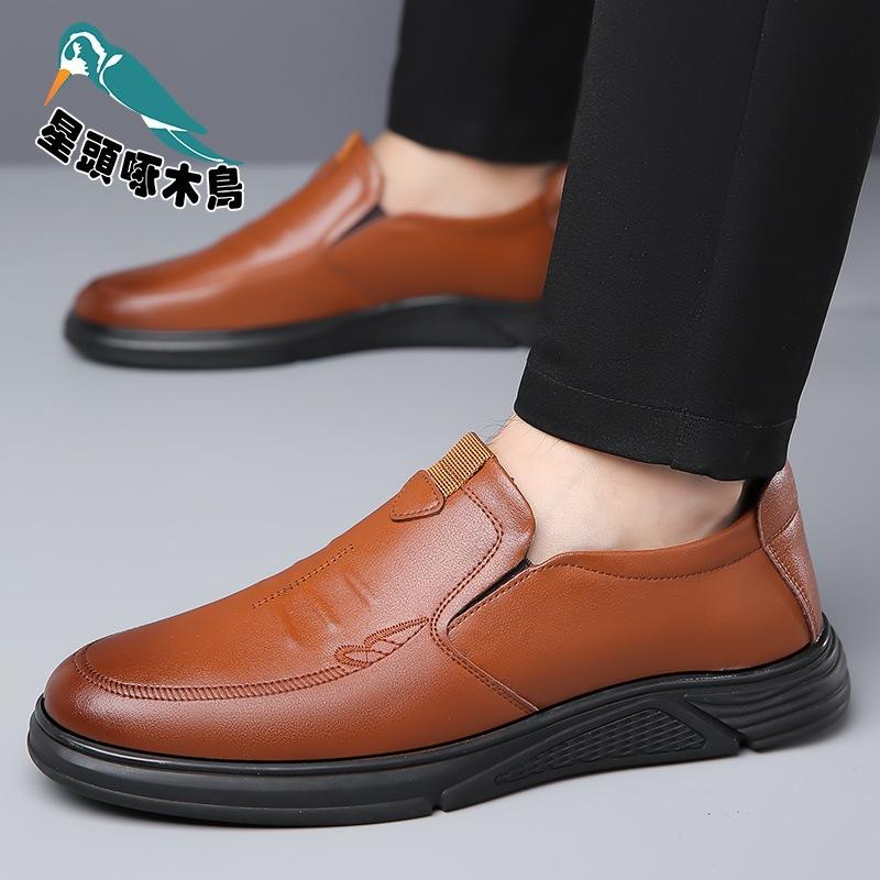 Leather shoes men's 2025 summer new soft-soled one-pedal men's business and leisure middle-aged leather shoes