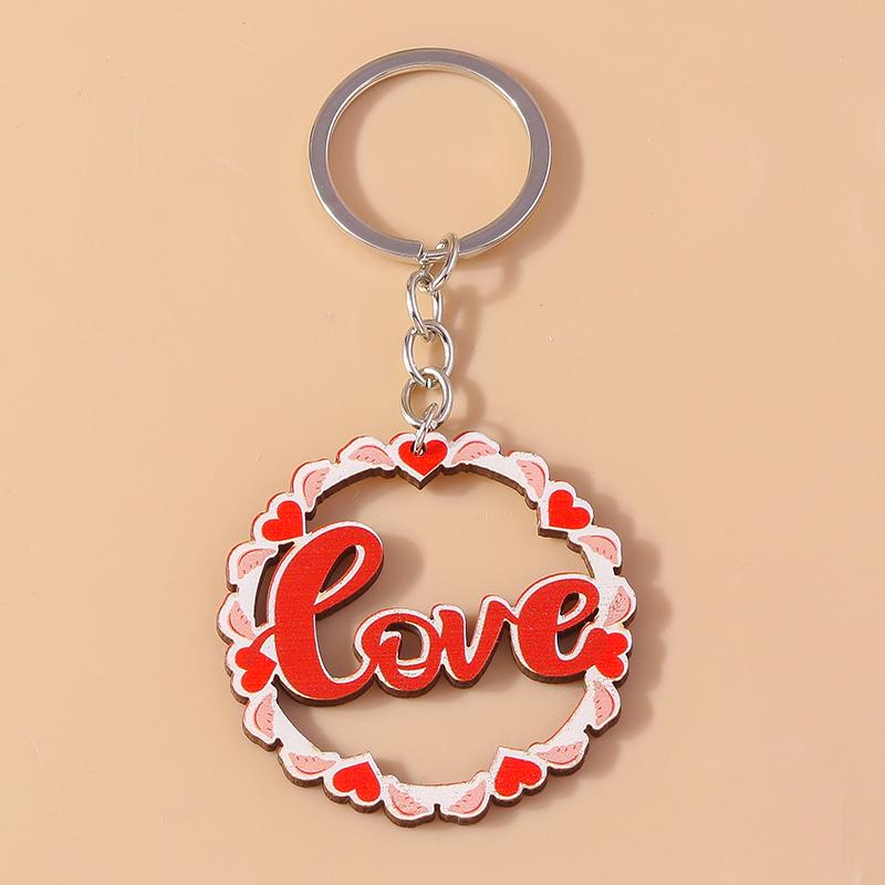 Romantic Wood Keychain Charms Love Heart Lip Keyrings Pendants for Women Girls Handbag Decor DIY Valentine's Day Key Chain Gifts