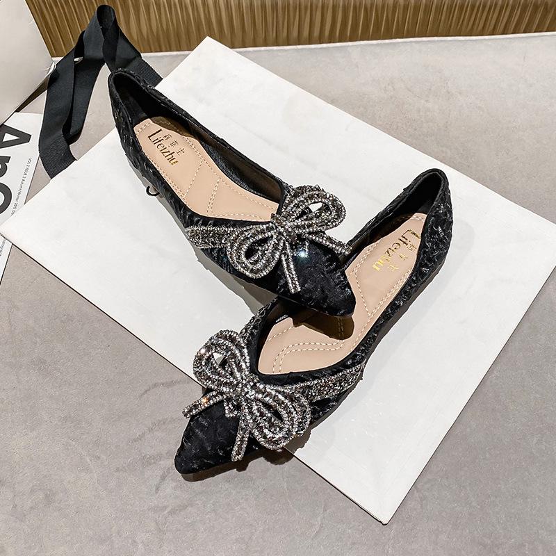 Plus Size Women's Rhinestone Pointed Toe Loafers (Sizes 41-43) - 2022 Flat Fashion Style